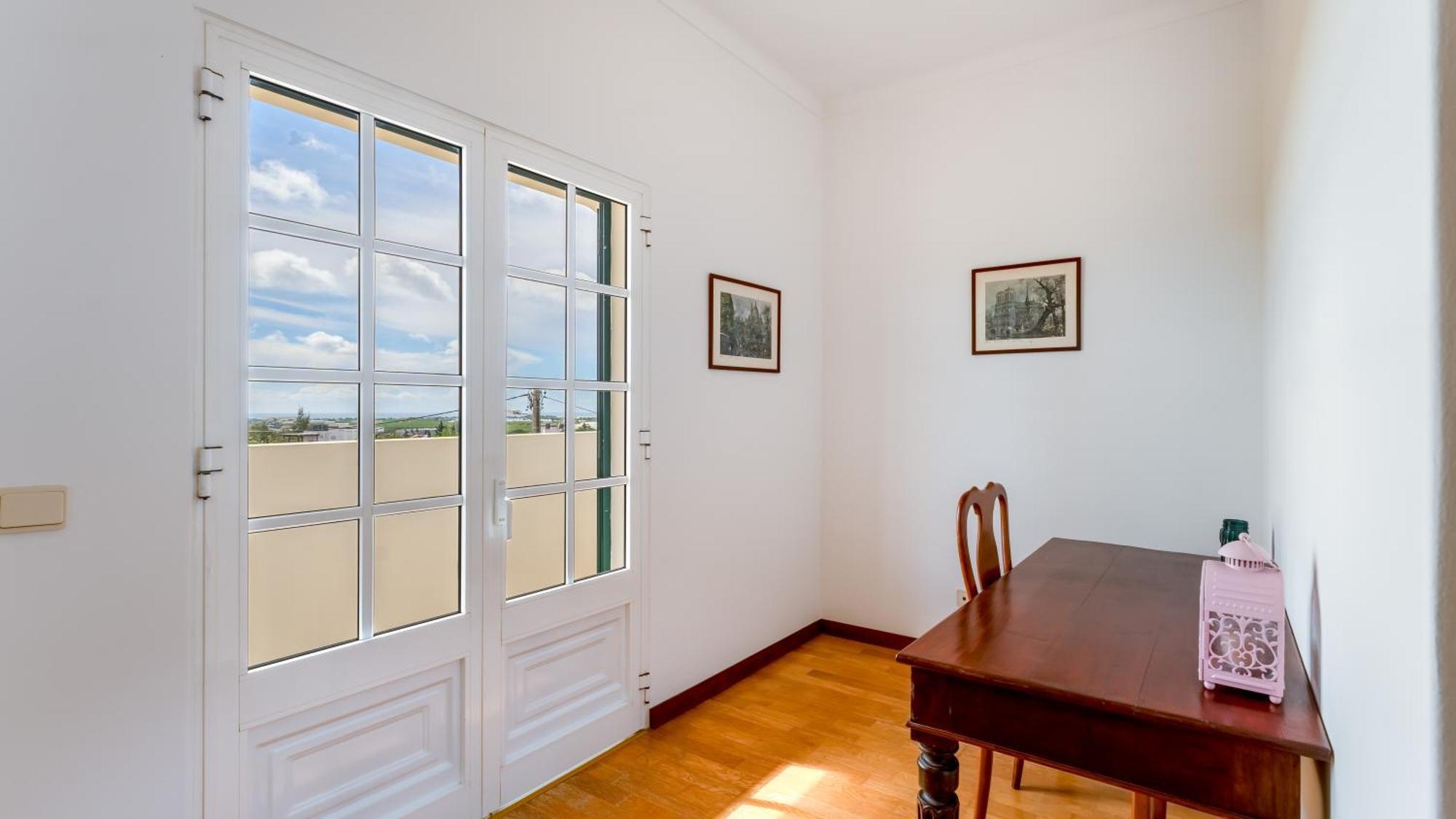 Sunny & Calm 4 Bdr House W/ Pool By Lovelystay Santo Estevao  Exteriör bild