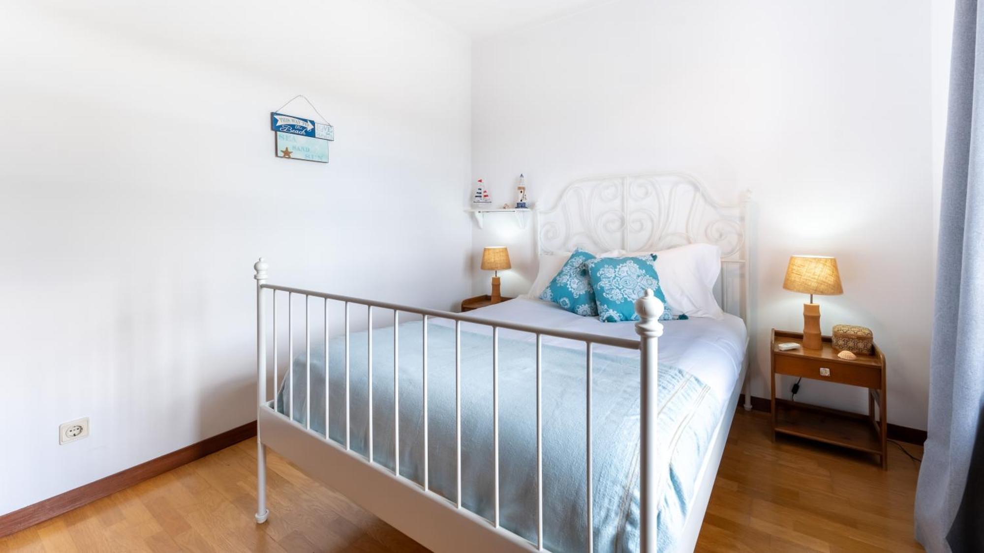 Sunny & Calm 4 Bdr House W/ Pool By Lovelystay Santo Estevao  Exteriör bild