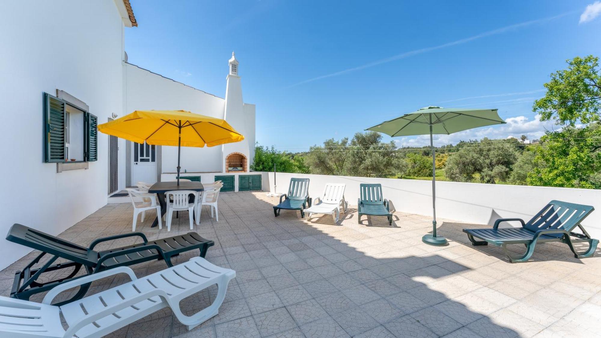 Sunny & Calm 4 Bdr House W/ Pool By Lovelystay Santo Estevao  Exteriör bild