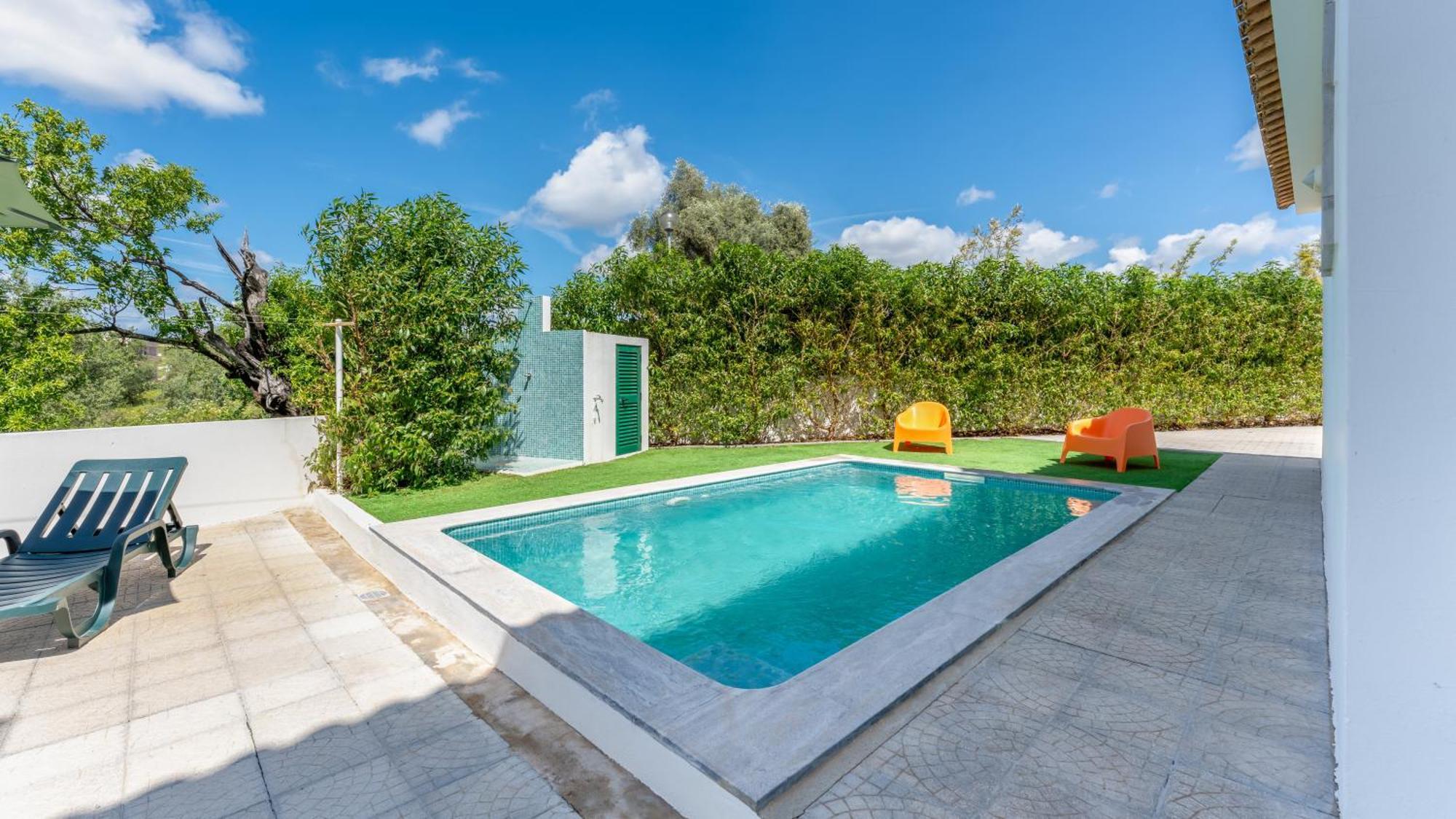 Sunny & Calm 4 Bdr House W/ Pool By Lovelystay Santo Estevao  Exteriör bild