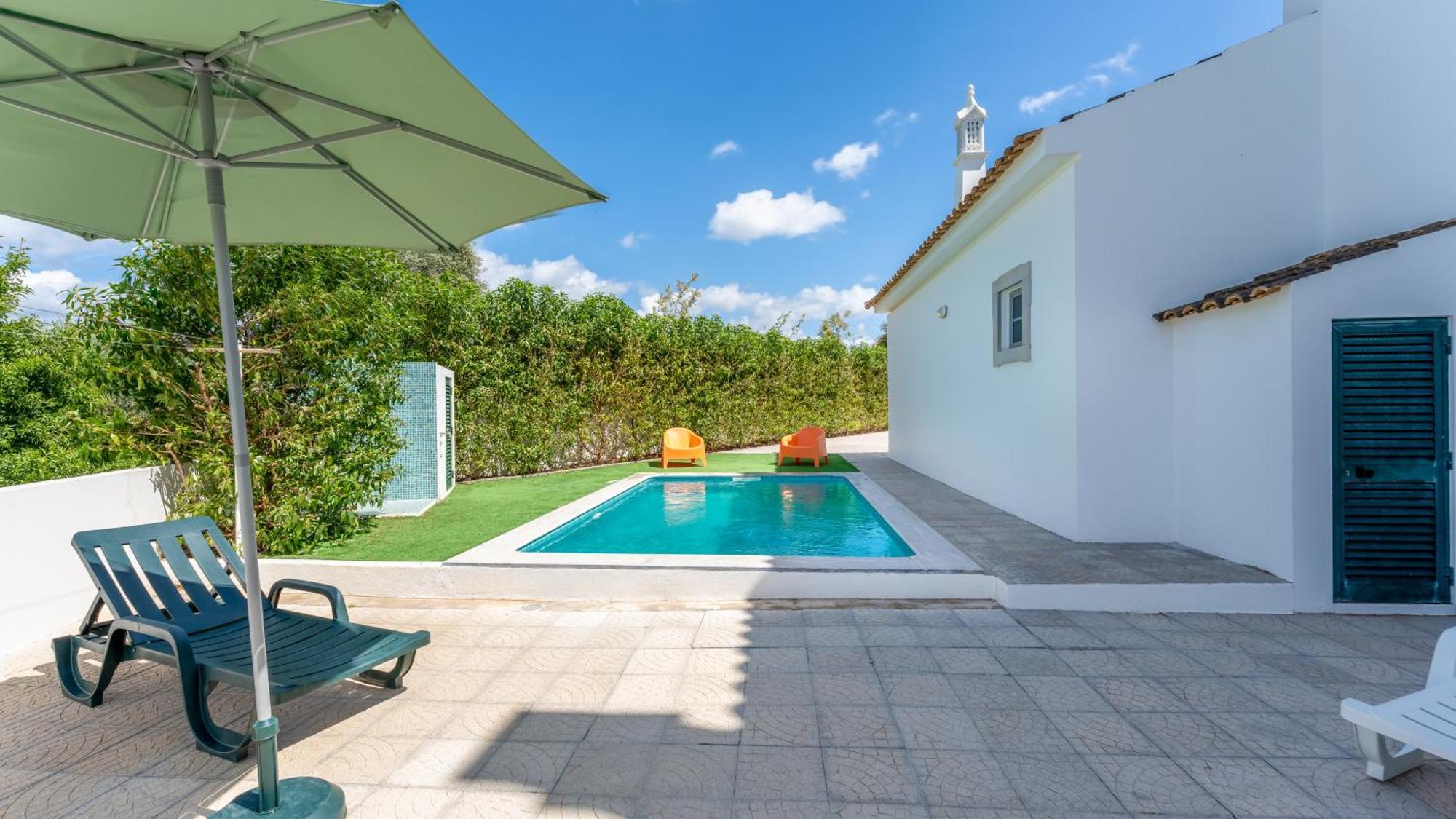 Sunny & Calm 4 Bdr House W/ Pool By Lovelystay Santo Estevao  Exteriör bild